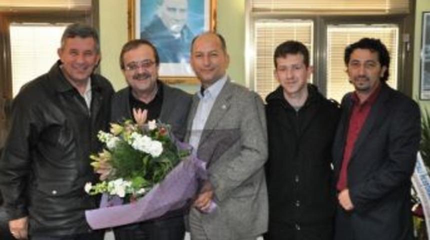 &Ouml;demiş Add, Oda Ziyaretlerini S&uuml;rd&uuml;r&uuml;yor