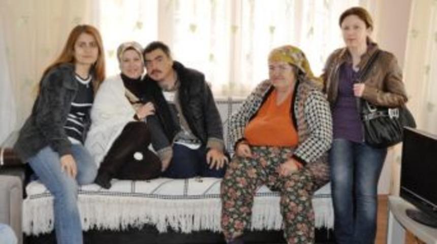 Engelli &Ouml;zbir Artık Mutlu Yuvasında