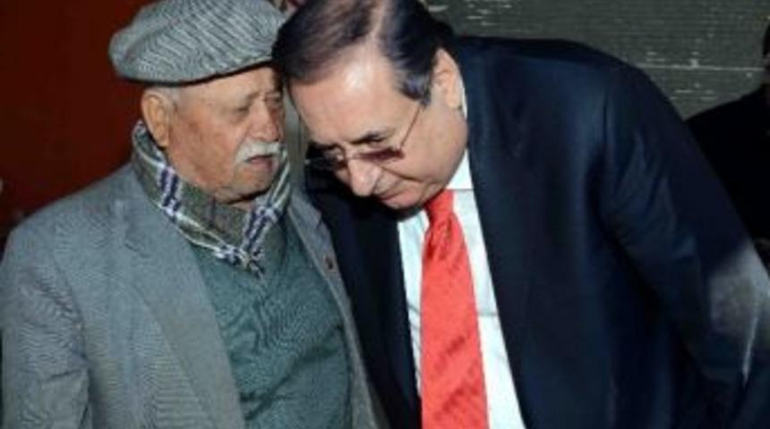 Başkan &Ouml;zcan Tarsuslularla Buluştu