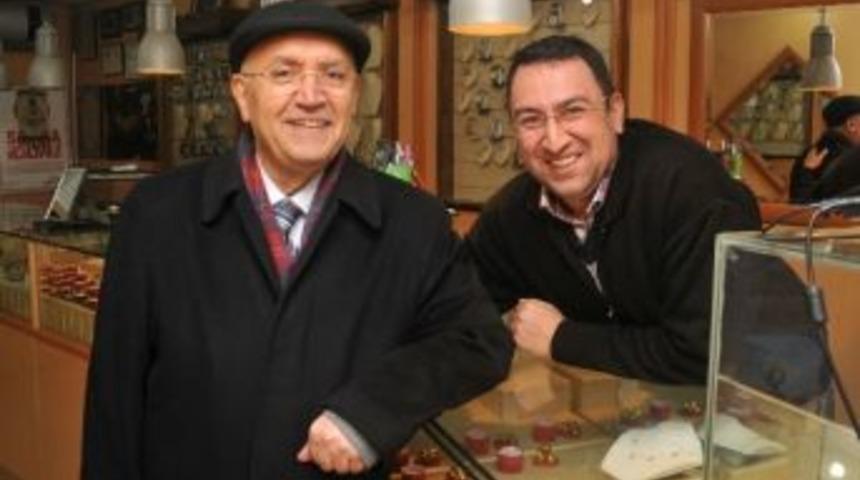 Yenimahalle Belediye Başkanı Yaşar&rsquo;a Yoğun İlgi