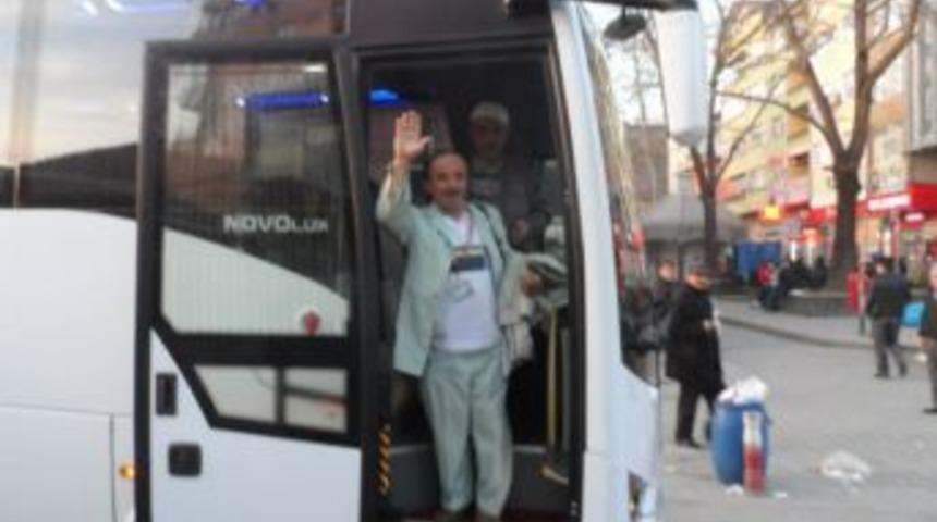 Vakıf Tur Umrecileri  Alaplı'ya d&ouml;nd&uuml;