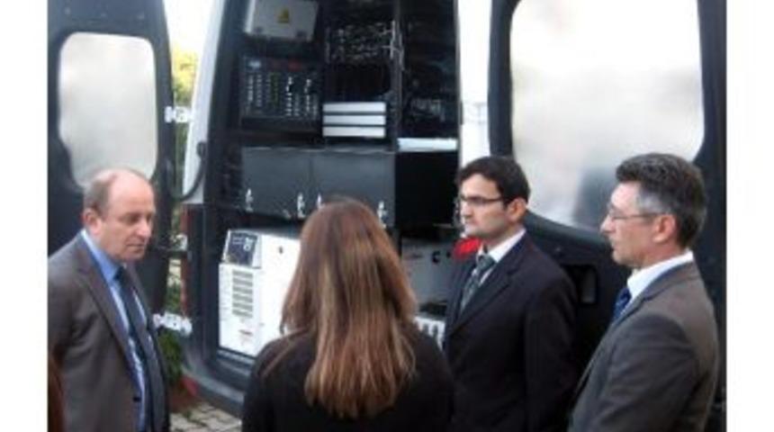 Vali &Ouml;zt&uuml;rk, 112 Acil &Ccedil;ağrı Merkezi&rsquo;nde