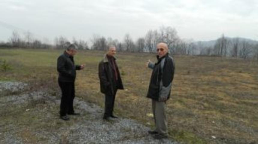 Değirmendere K&ouml;y&uuml;ne Futbol Sahası Yapılacak