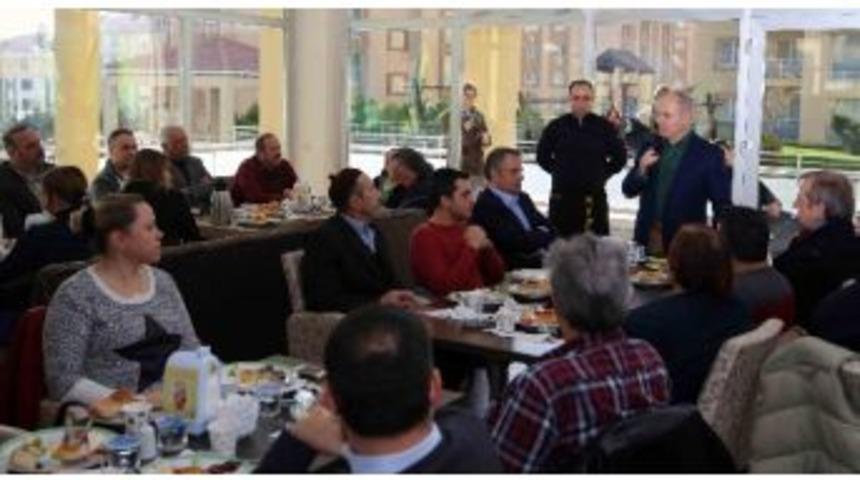 B&uuml;y&uuml;k&ccedil;ekmece Belediye Başkanı Dr. Hasan Akg&uuml;n: