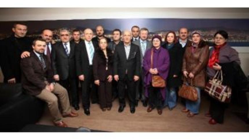 Sinoplular Derneği&rsquo;nden Başkan &Ouml;z&rsquo;e Ziyaret