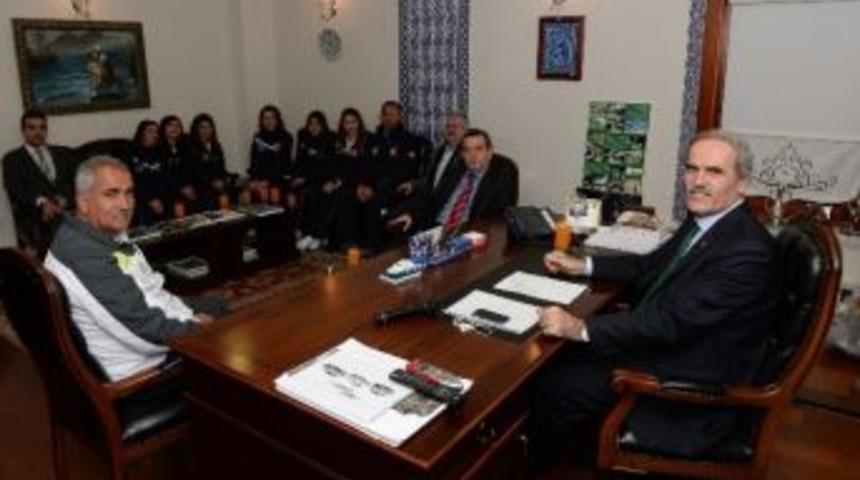 Krosun Krali&ccedil;elerine Başkan Altepe&rsquo;den &Ouml;d&uuml;l