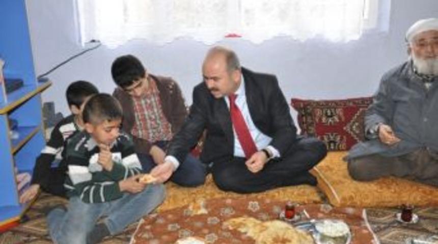 Vali Aydın'dan Sorgun Ailesine Yardım