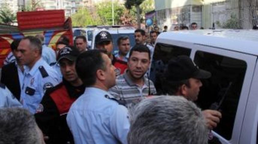 Mahallelinin Lin&ccedil; Etmek İstediği Dayak&ccedil;ı Kocadan, Eşi Şikayet&ccedil;i Olmadı