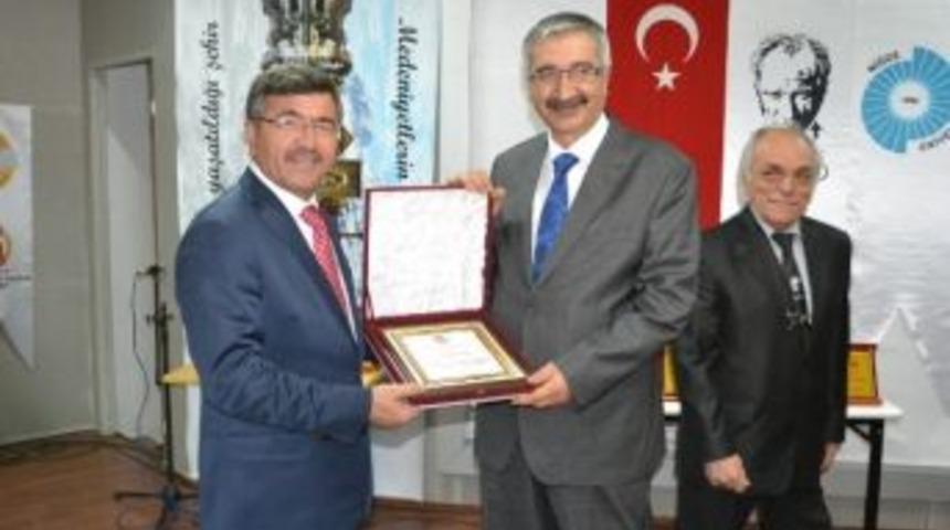 Niğde'nin En&rsquo;leri &Ouml;d&uuml;llendirildi