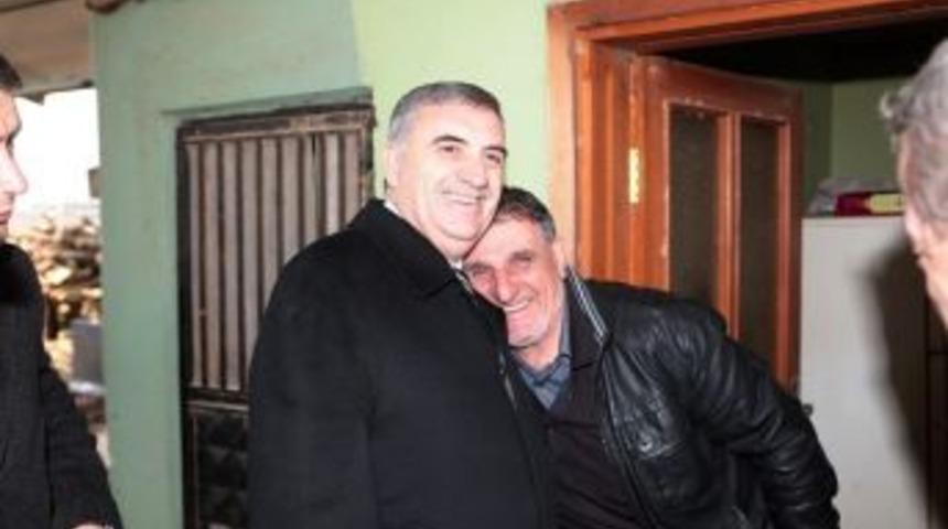 Başkan To&ccedil;oğlu Serdivan&rsquo;da Temaslarda Bulundu