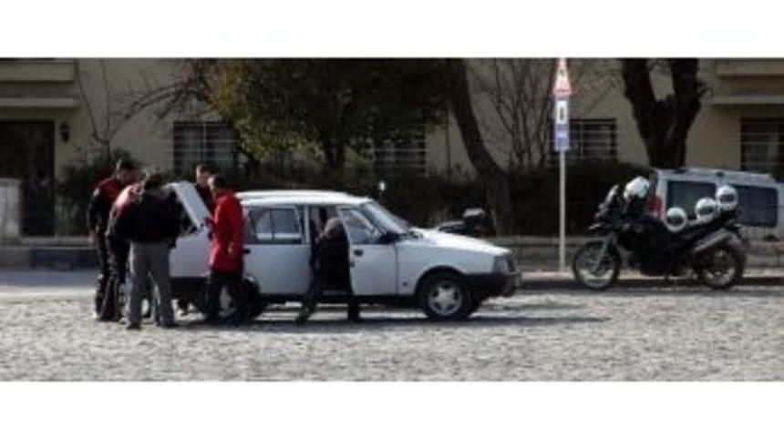 Suriyeli İşadamı 25 Bin Dolarla Birlikte Ka&ccedil;ırıldı