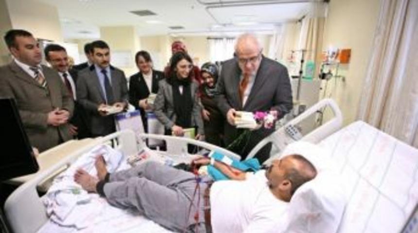 Artık Hastalar Hastane Odalarında Kitap Okuyacak