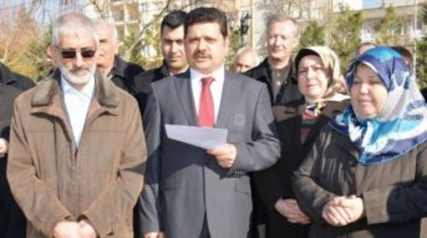 Edremit&rsquo;te G&ouml;rkemli Muhtarlık A&ccedil;ıklaması