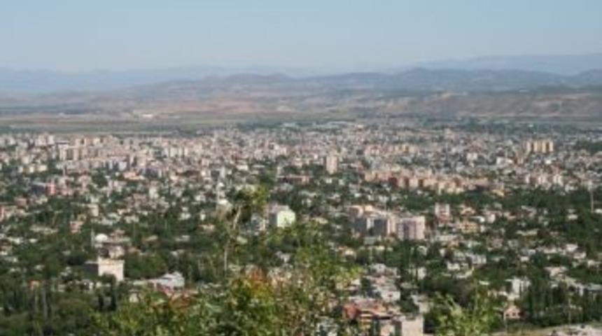 Osmaniye Belediyesi Kat Y&uuml;ksekliğini Arttırdı