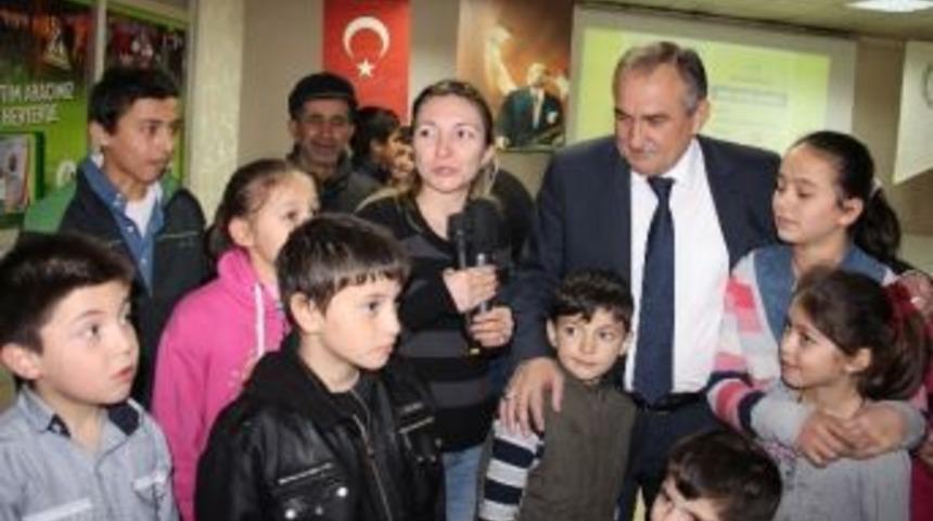 Belediye Başkanı 215 &Ouml;ğrenci İle Buluştu