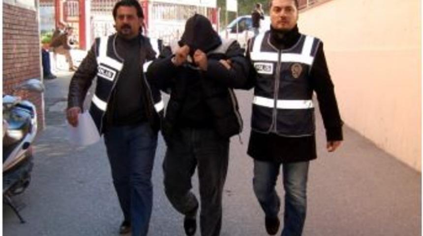 Sahte Komiser Yakalandı