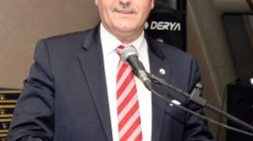 Başkan Dündar'dan Meclis Üyelerine Veda Yemeği