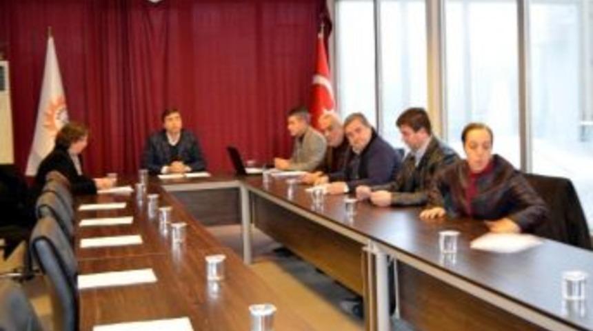 Erdek Belediye Meclisi Toplantısı Yeterli &Ccedil;oğunluk Sağlanamayınca İptal Edildi