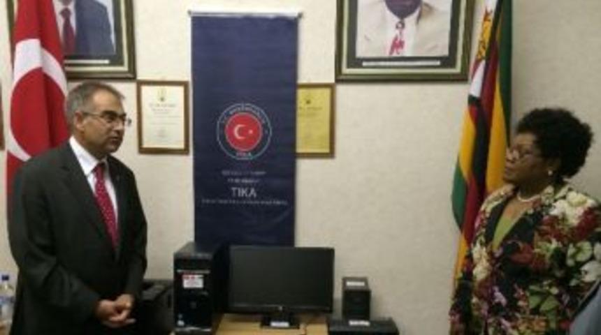 Tika&rsquo;dan Zimbabve&rsquo;de 2 Okula Donanım Desteği