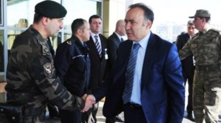 Vali Altıparmak Yaralı &Ouml;zel Harekat&ccedil;ıları Ziyaret Etti