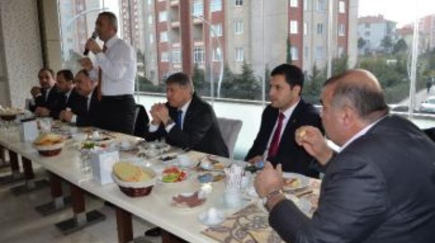 Ak Parti Kapaklı Belediye Başkan Adayı Karadeniz: &ldquo;m&uuml;teahhitlerin &Ouml;n&uuml;n&uuml; A&ccedil;acağız&rdquo;