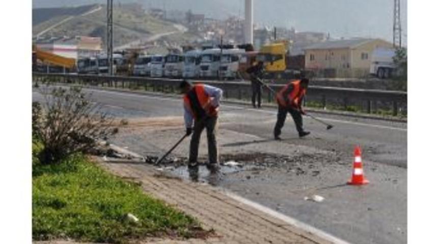 İzmir&rsquo;de Trafik Kazası: 6 Yaralı