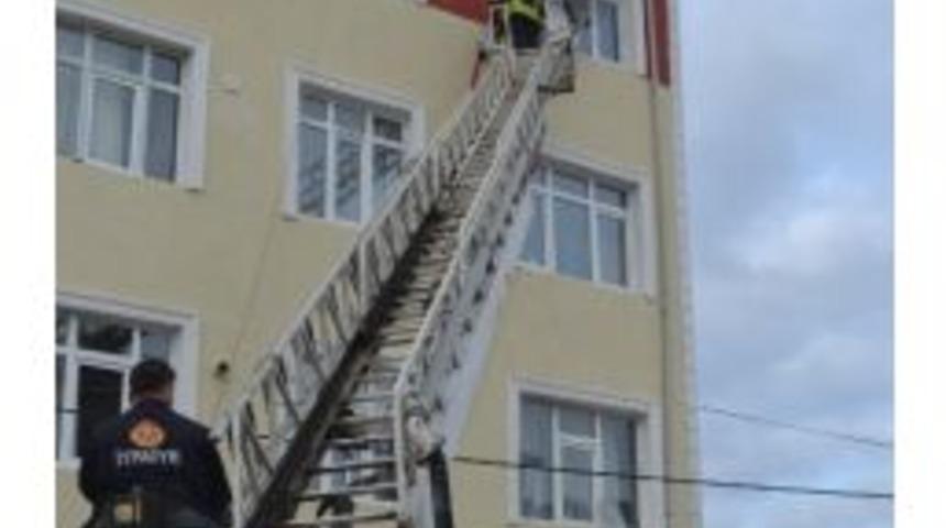 Şofbenden &Ccedil;ıkan Yangın Korkuttu