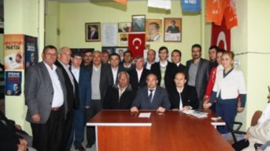 Ak Parti Selendi İl&ccedil;e Y&ouml;netimi Kamuoyuna Tanıtıldı