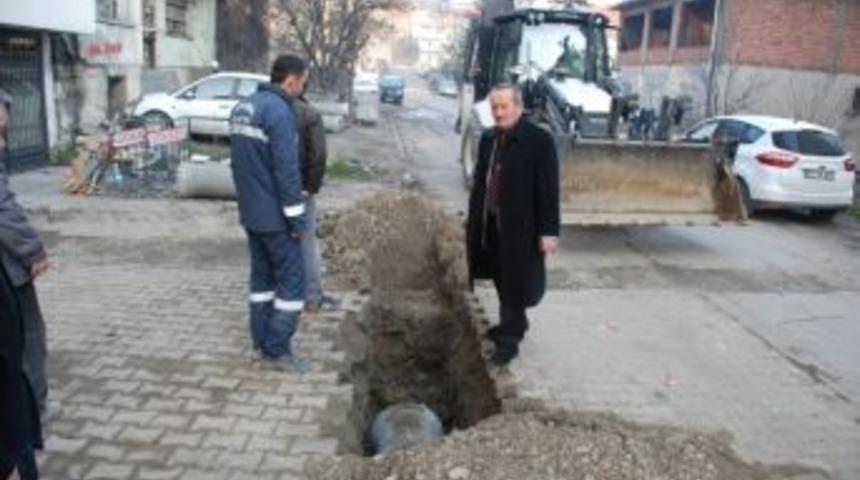 &Ccedil;aycuma Belediyesi'nden Parke Yol Ve Yağmur Suyu &Ccedil;alışması