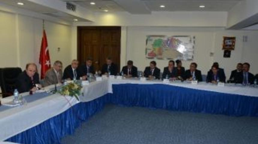 Vali &Ouml;zt&uuml;rk Başkanlığında Se&ccedil;im G&uuml;venliği Toplantısı Yapıldı