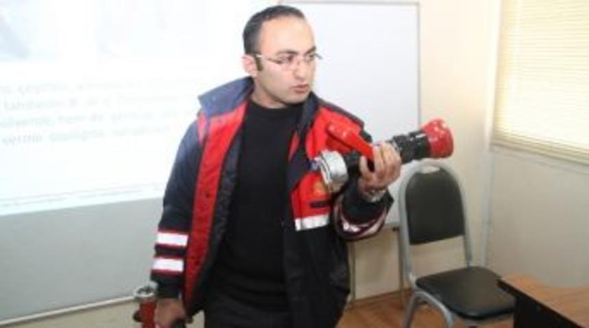 Kocaeli İtfaiye Daire Başkanlığı 37'nci Temel İtfaiyesi Eğitimleri Başladı