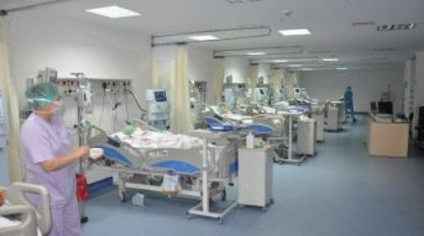 "bursalılar Yoğun Bakım İ&ccedil;in Torpil Arıyor"