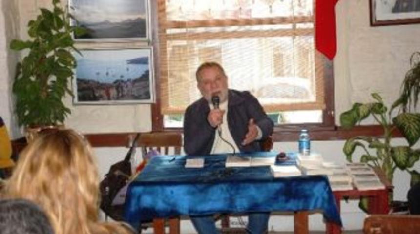 Cezmi Ersöz, Bodrum'da Okurları İle Buluştu