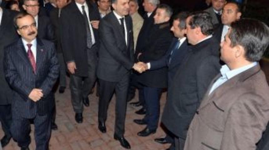 Bakan &Ccedil;elik Adana'da