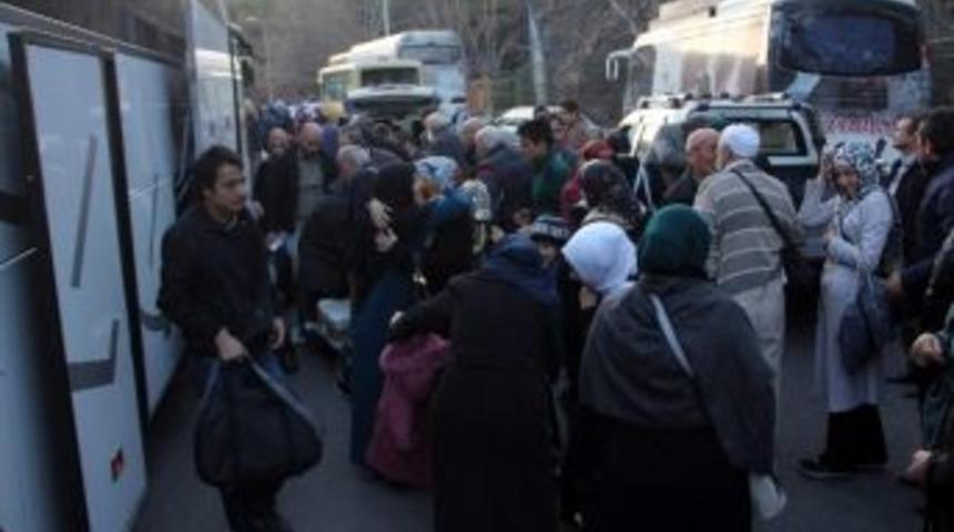 Umreye Giden&ouml;ğrenciler Yurda D&ouml;n&uuml;ş Yaptı