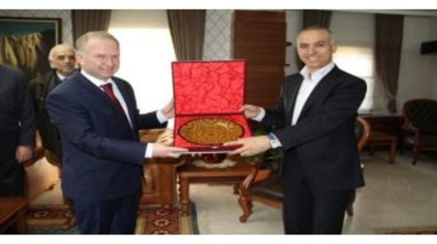 Tmo'dan Vali Ceylan'a Ziyaret