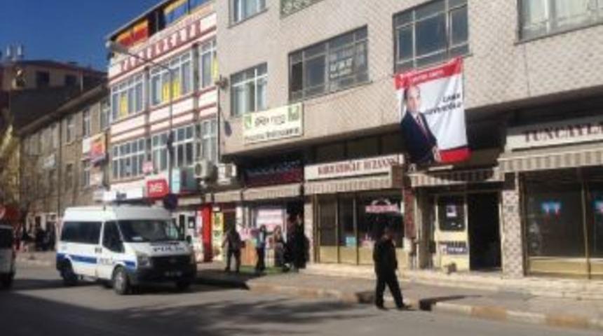 &Ccedil;orum'da Bir Avukat İntihara Teşebb&uuml;s Etti