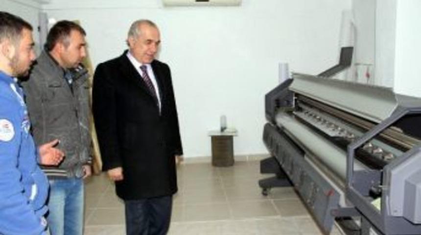 Başkan Sel, Sanayi Esnafına Parke M&uuml;jdesi Verdi