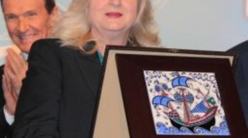 "kalplerimiz Birlikte Atıyor"