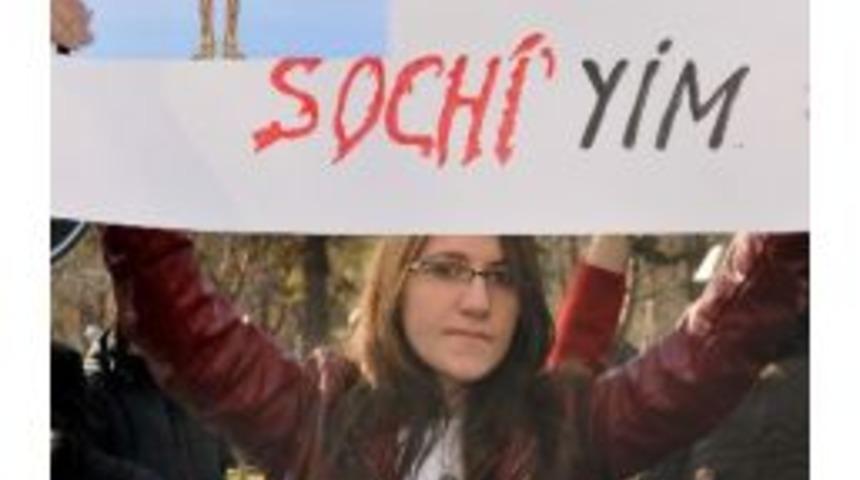 So&ccedil;i Kış Olimpiyatları Protesto Edildi