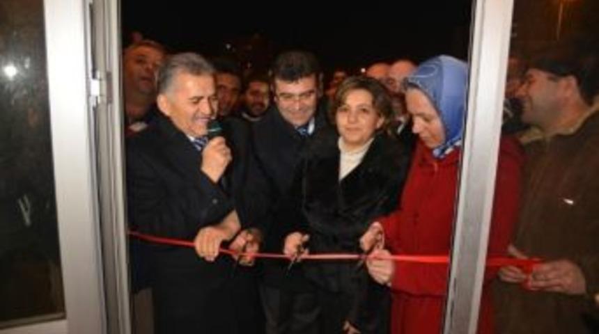 Ak Parti Belsin Se&ccedil;im B&uuml;rosu A&ccedil;ıldı