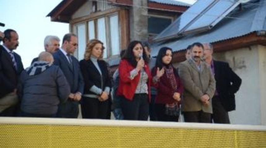 Bdp'li Tuncel Elbistan'da Se&ccedil;im B&uuml;rosu A&ccedil;tı