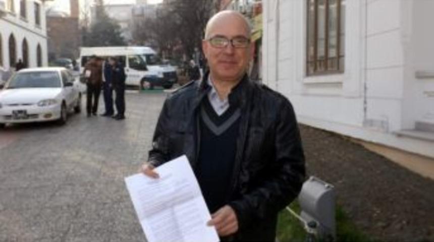 Eski Gemlik Belediye Başkanı G&uuml;ler İstifa Etti