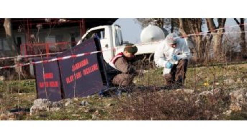 Sakarya&rsquo;da Damat Dehşeti: 2 &Ouml;l&uuml;