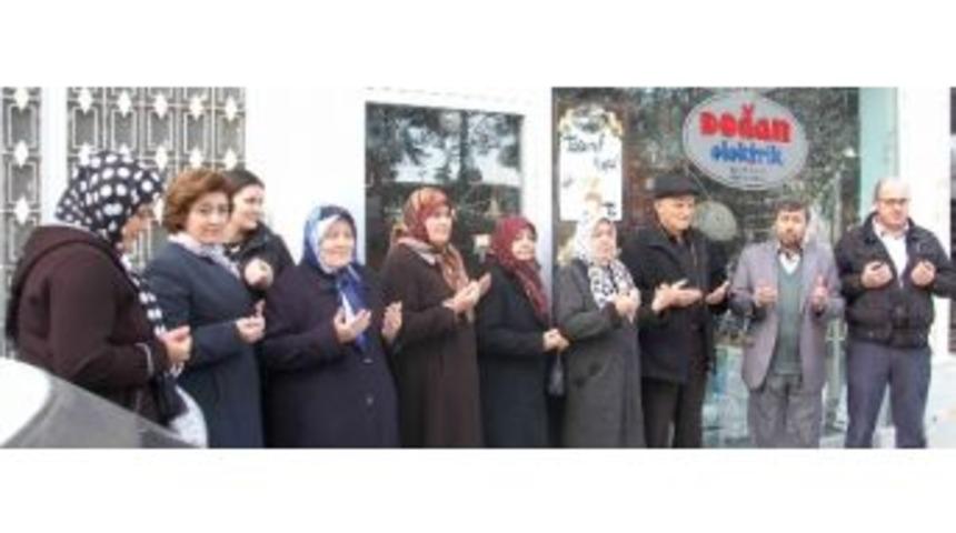 Umreye Dualarla Uğurlandılar