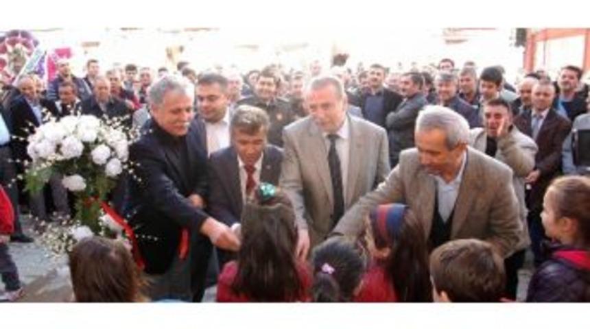 Kebap Salonu A&ccedil;ılışı Başkan Adaylarını Buluşturdu