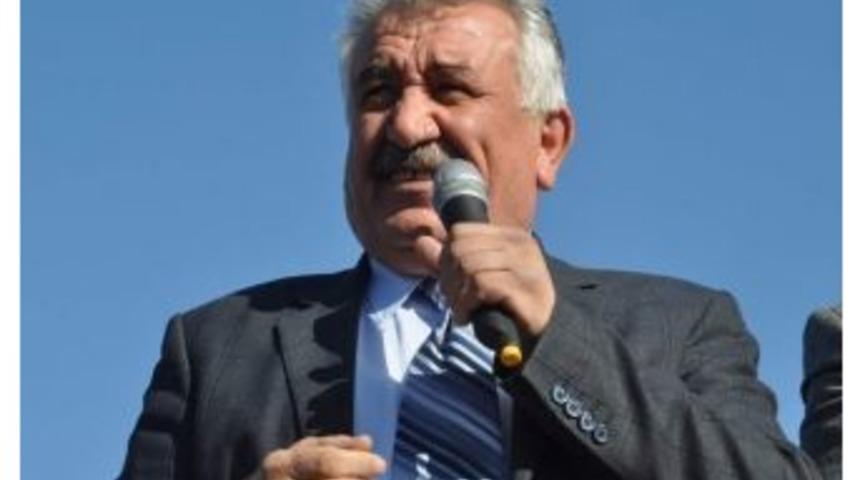 Sadak, Partisinin Se&ccedil;im &Ccedil;alışmalarına Katıldı