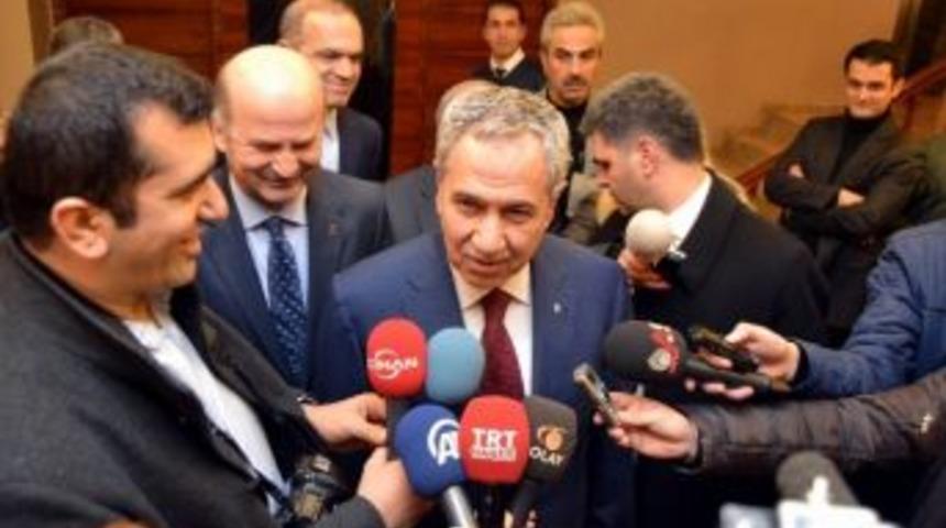 Arın&ccedil;: "fatih Altaylı'yı Tanımam"