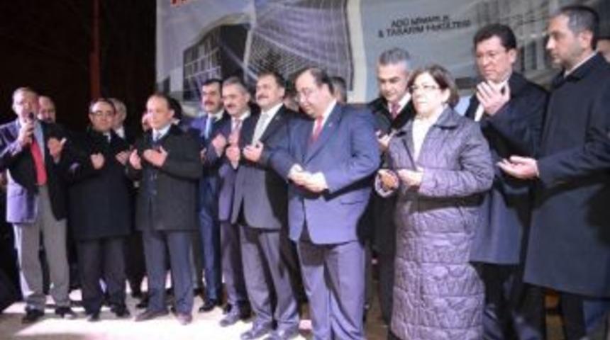 S&ouml;ke Mimarlık Vetasarım Fak&uuml;ltesi&rsquo;nin Temeli Bakan Veysel Eroğlu&rsquo;nun Katılımıyla Atıldı