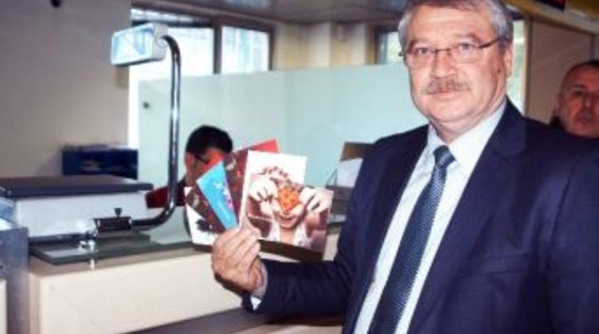 Sevgililerin Tebrik Kartı Ptt&rsquo;den